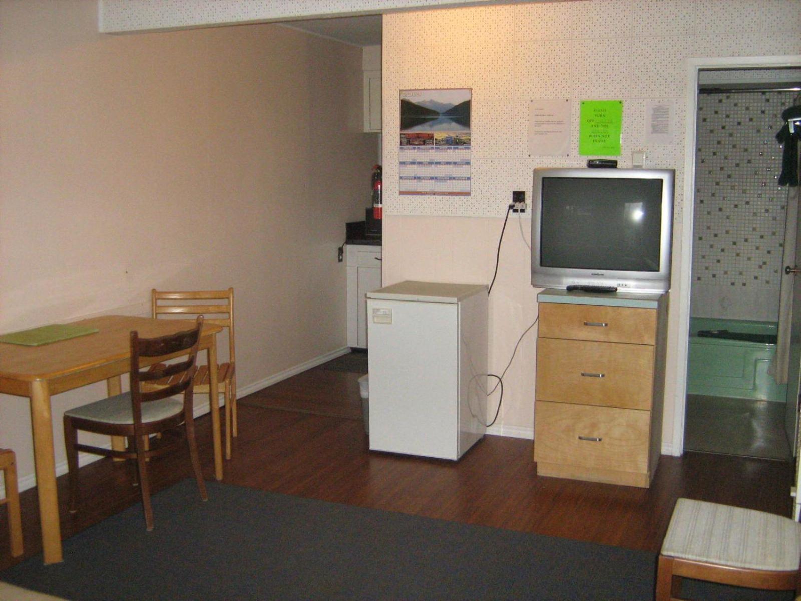Airport Inn Квінел Номер фото